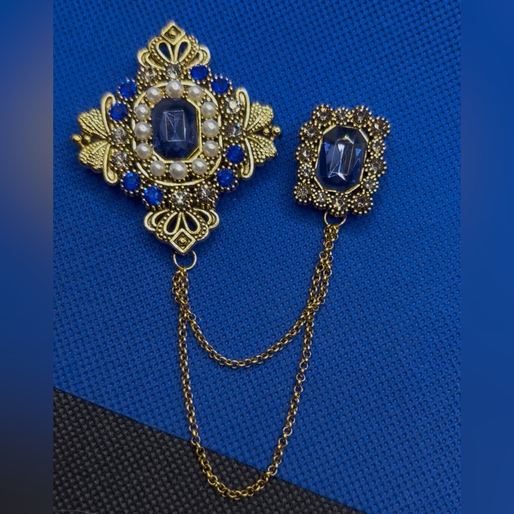 Victorian-style chatelaine brooch